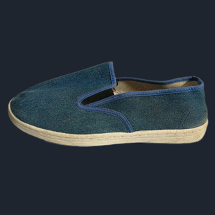 鑒別防靜電潔凈鞋品質(zhì)的方法有哪些？